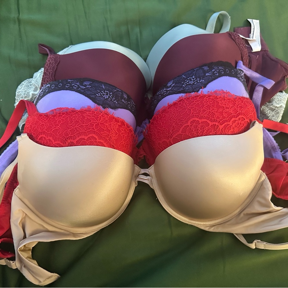 34DDD Victorias Secret Bras - Prices Vary